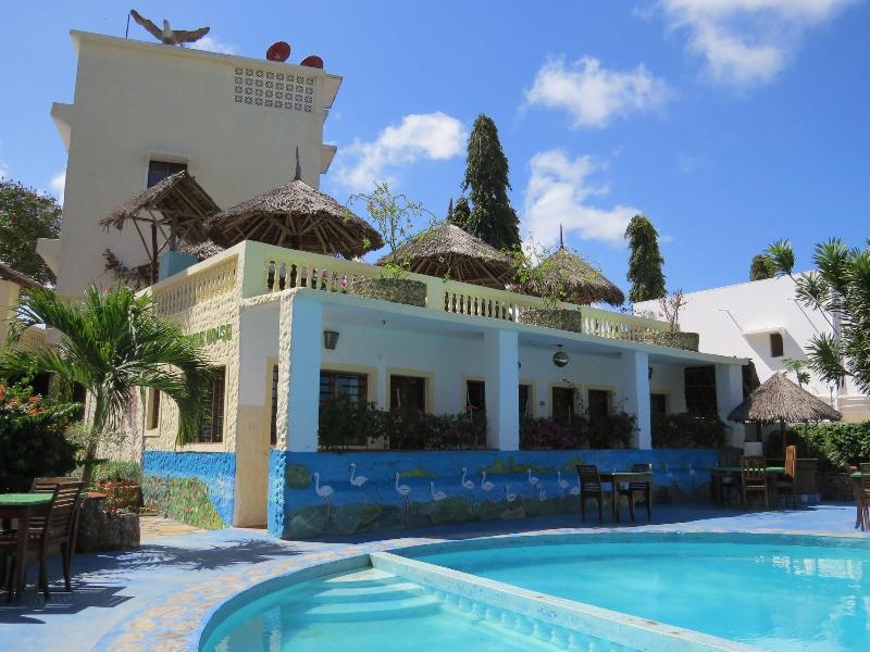 Malindi Breeze Point Apartments — main photo