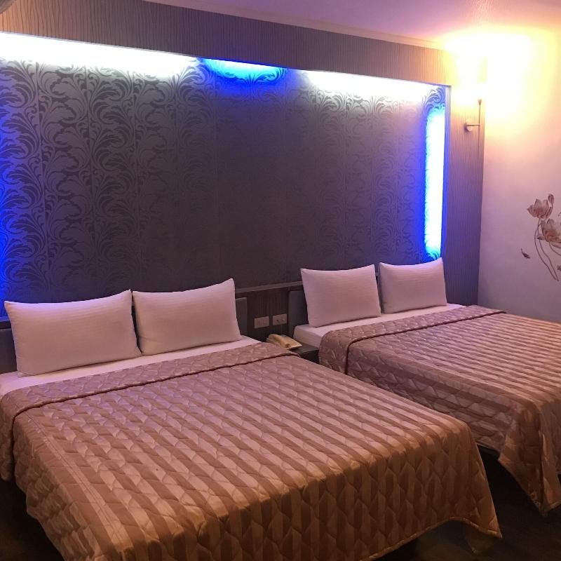 Baseball Exquisite Hotel image
