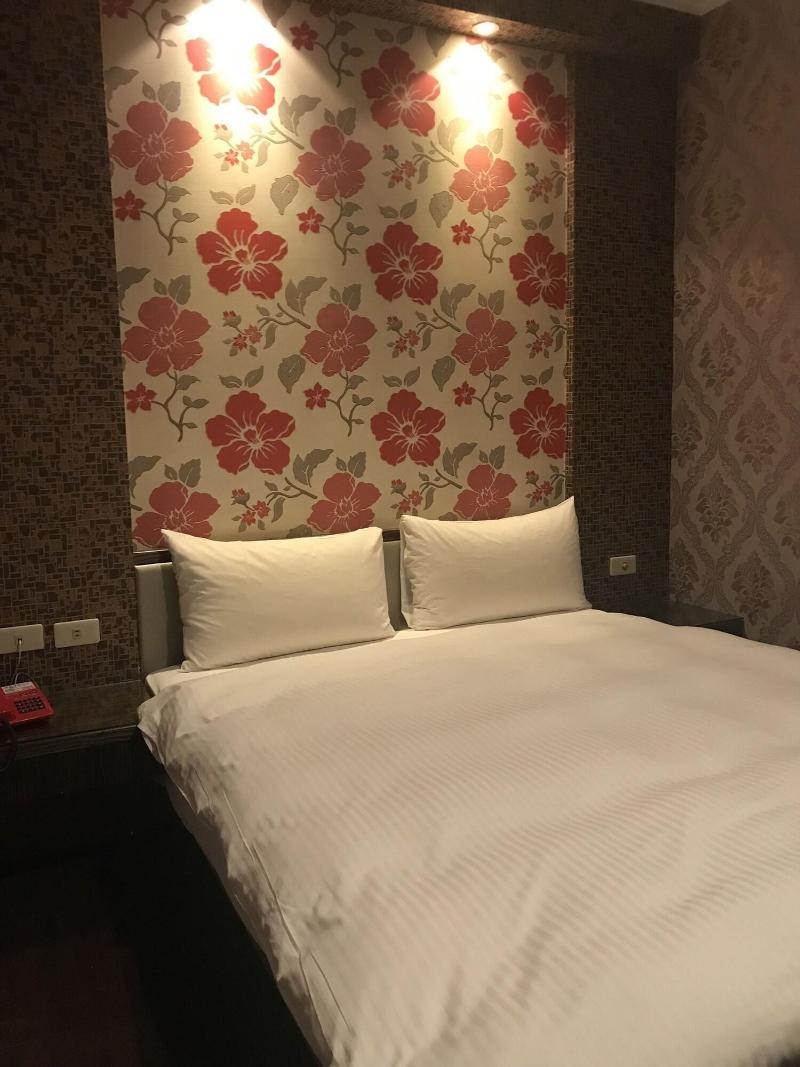 Baseball Exquisite Hotel image