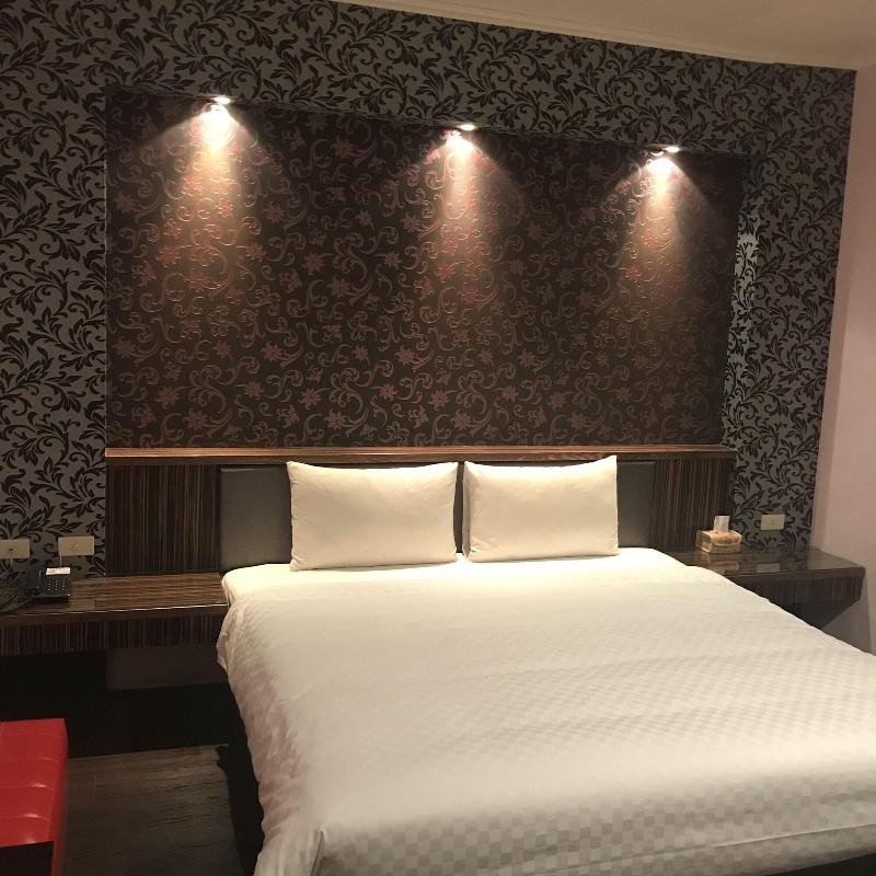 Baseball Exquisite Hotel image