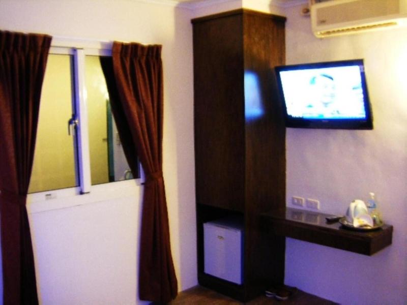 Baseball Exquisite Hotel image