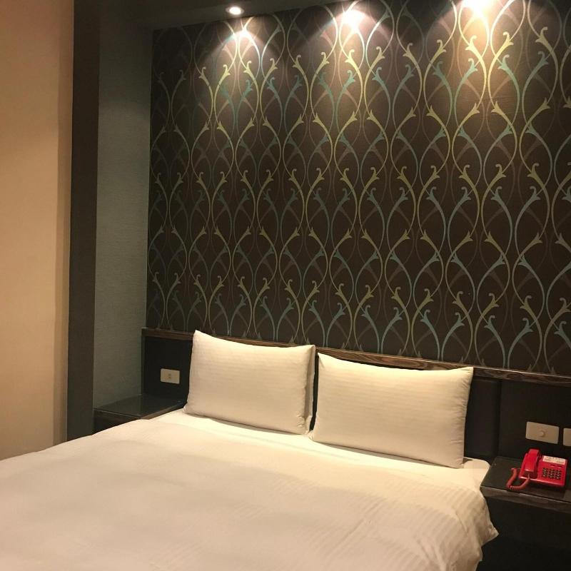 Baseball Exquisite Hotel image