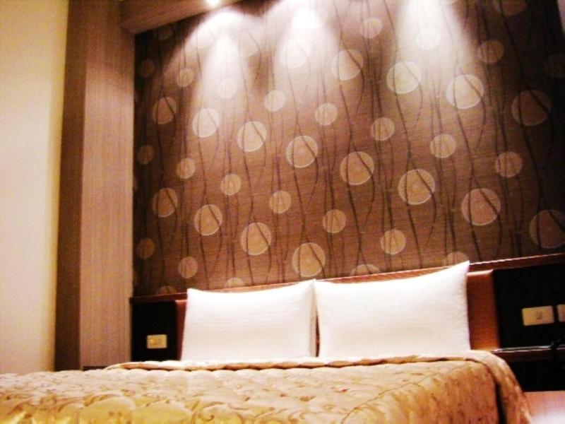 Baseball Exquisite Hotel image