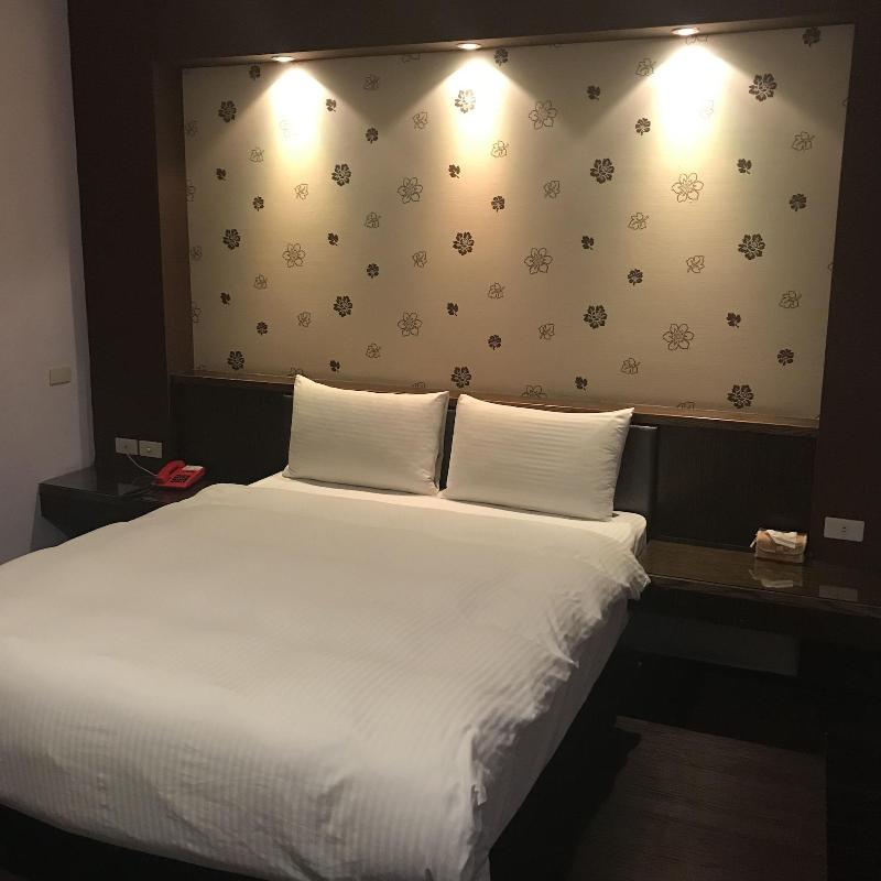 Baseball Exquisite Hotel image