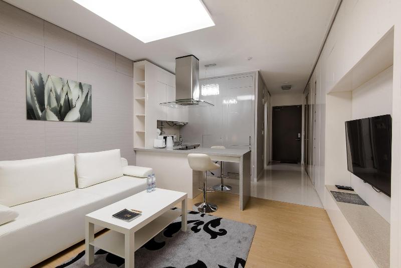 Elite Apart Hotel image