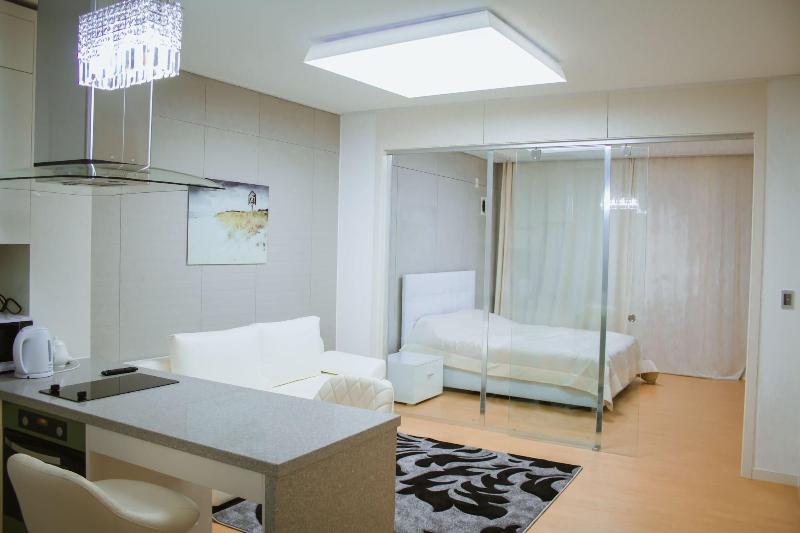 Elite Apart Hotel image