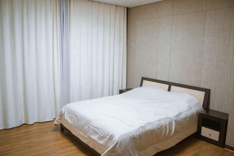 Elite Apart Hotel image