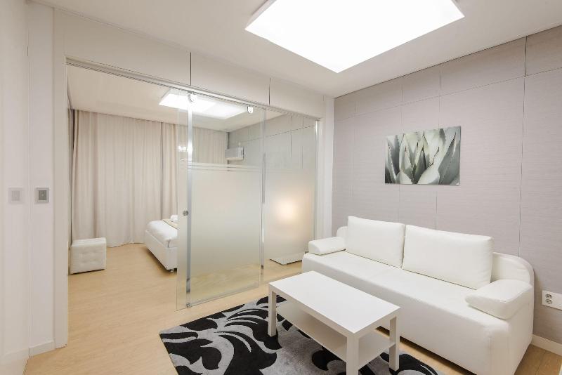 Elite Apart Hotel image