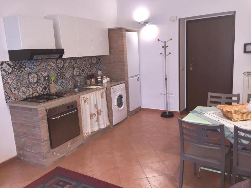 Hola Cathedral House image