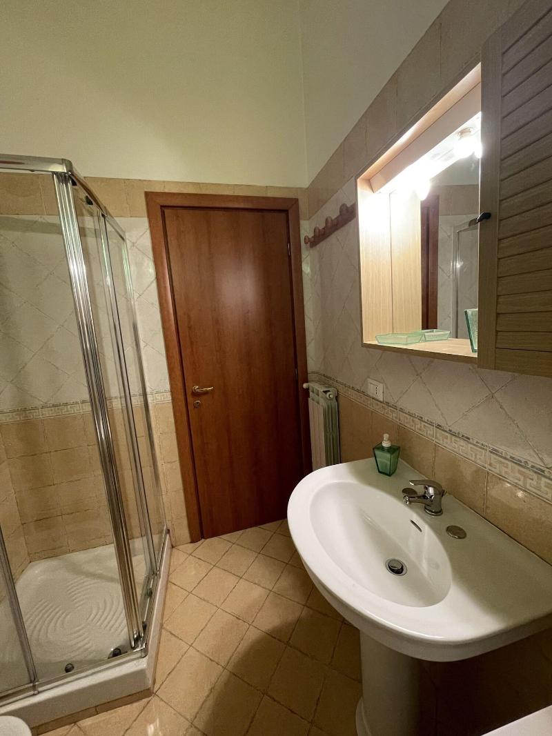 Hola Cathedral House image