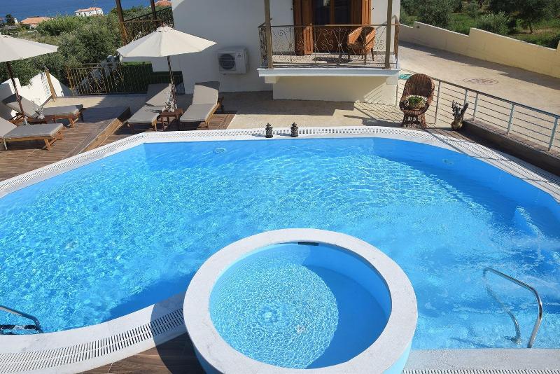 Driopes Villas image