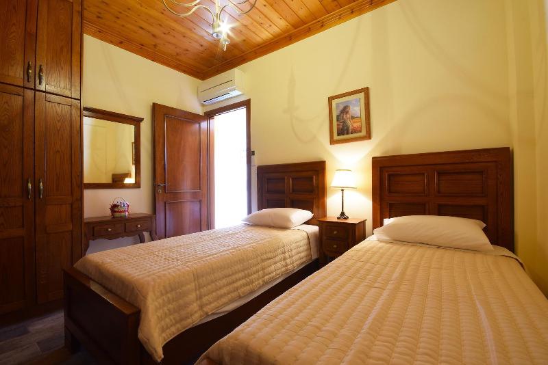 Driopes Villas image