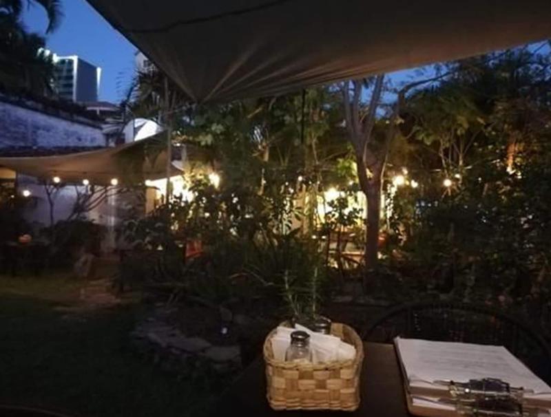 Cinco Hotel image