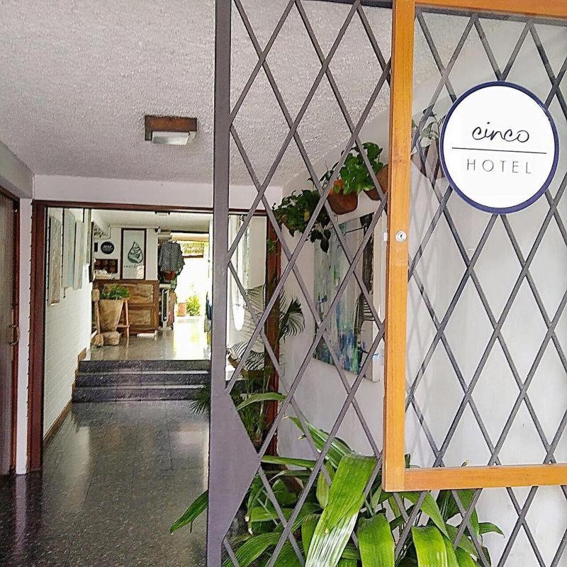 Cinco Hotel image
