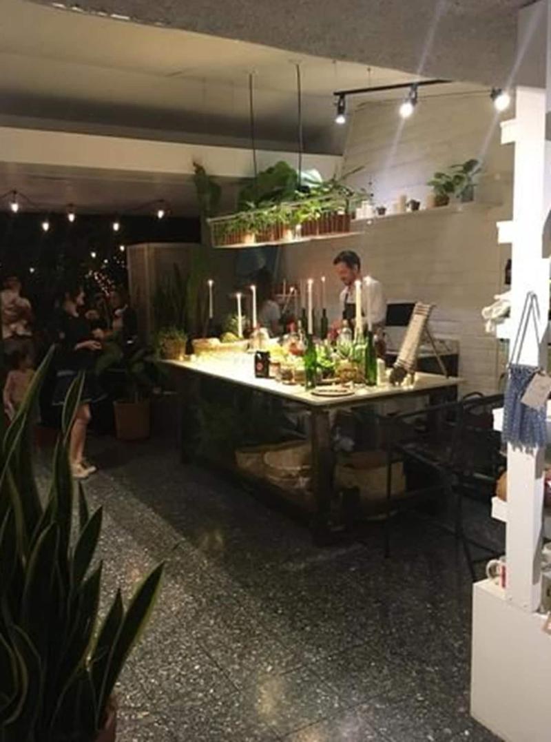 Cinco Hotel image