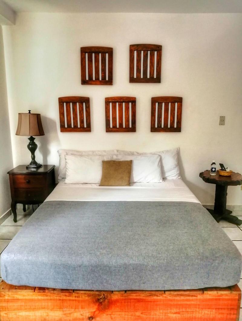 Cinco Hotel image