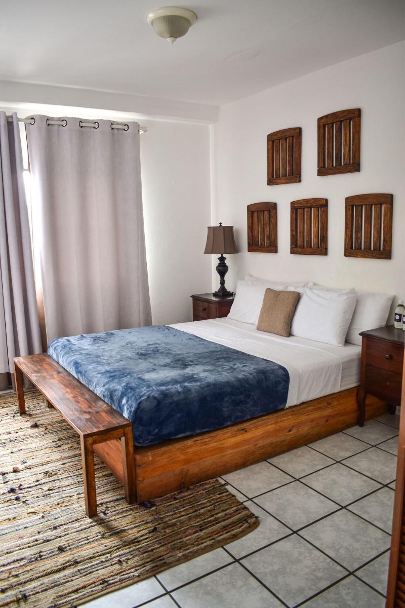 Cinco Hotel image