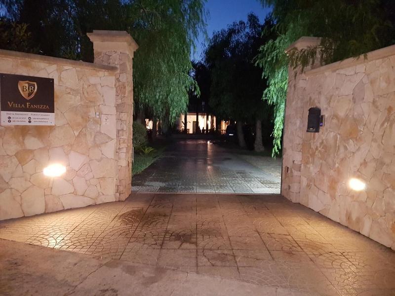 Villa Fanizza image