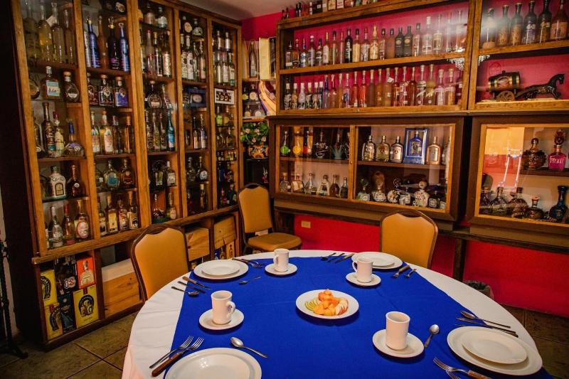 Hotel Boutique El Viejo Mundo image