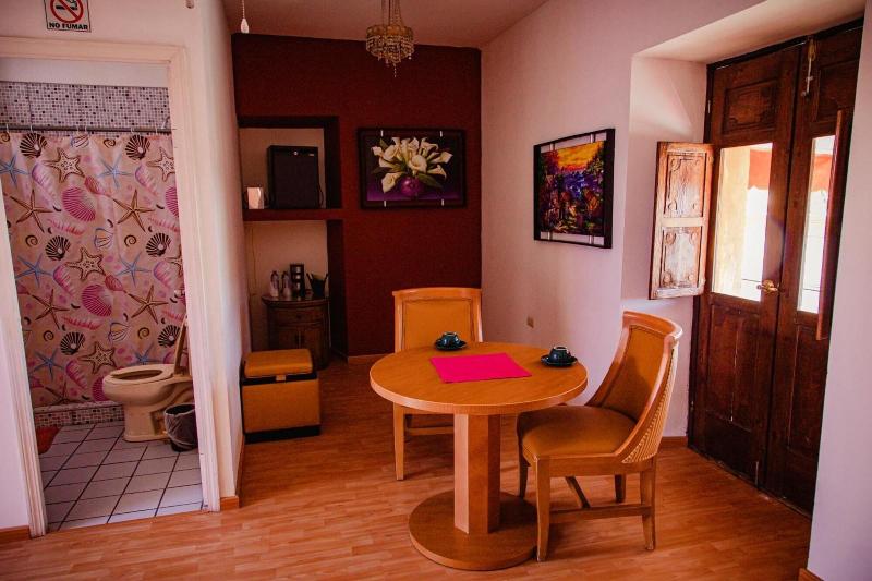 Hotel Boutique El Viejo Mundo image