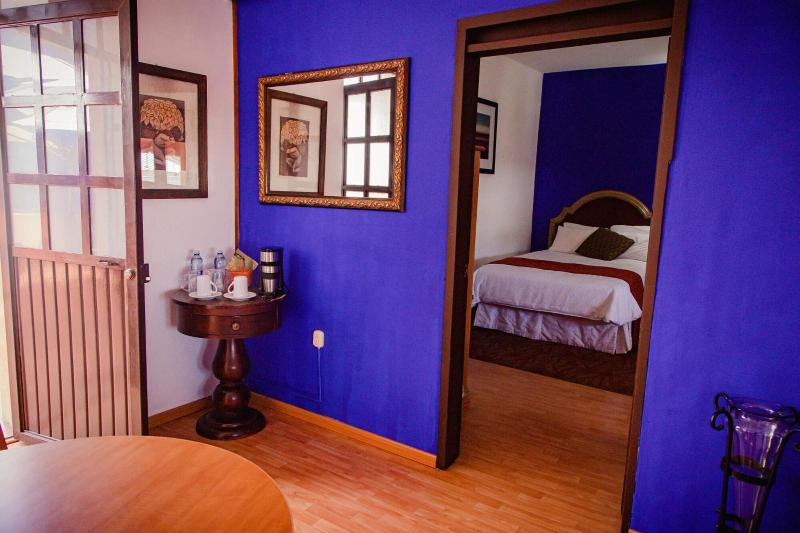 Hotel Boutique El Viejo Mundo image