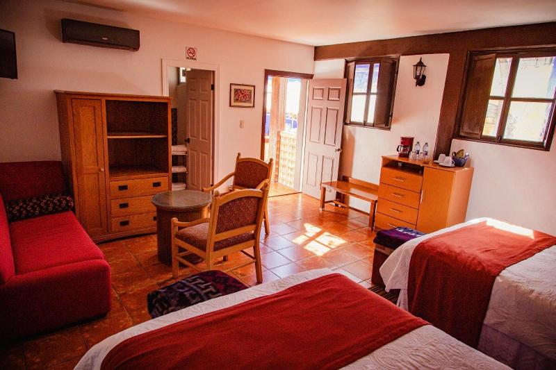 Hotel Boutique El Viejo Mundo image