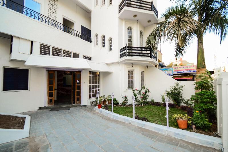 30000 Hotel Panghat, Kota