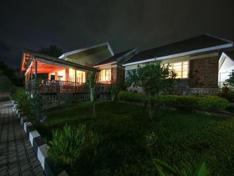 Papyrus Guest House image