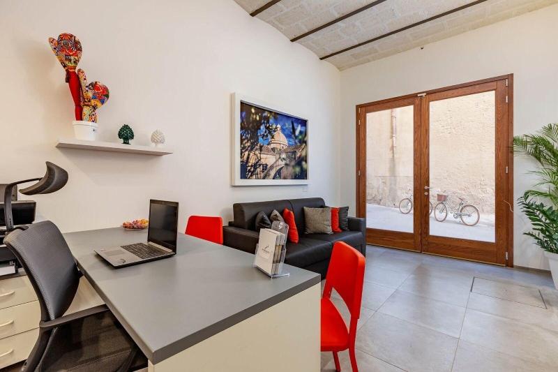 Le Cupole Suites Apartments image