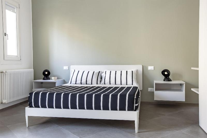 Le Cupole Suites Apartments image