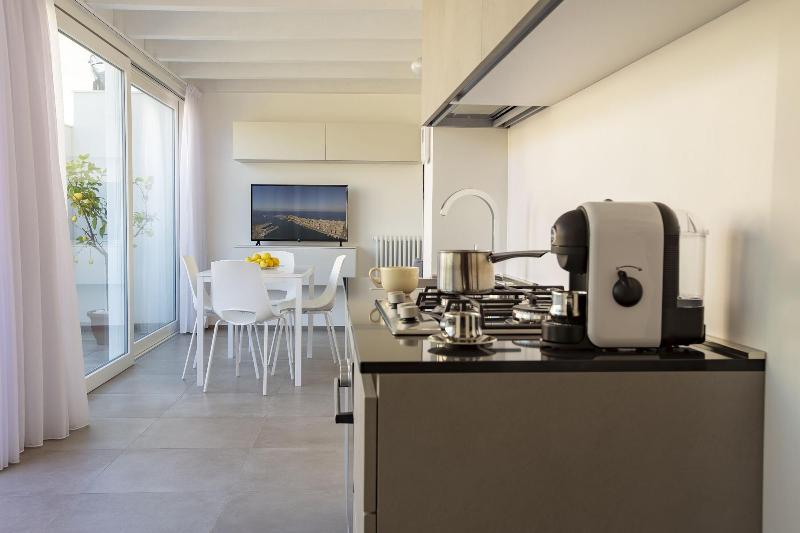 Le Cupole Suites Apartments image