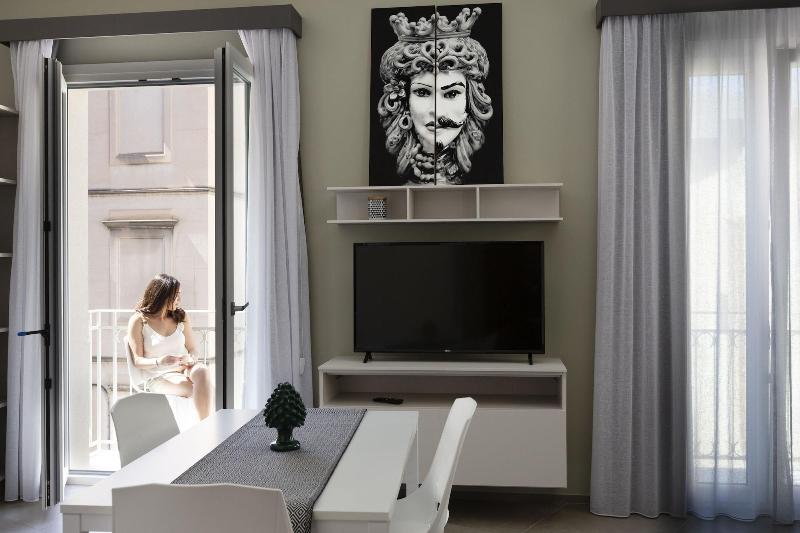 Le Cupole Suites Apartments image