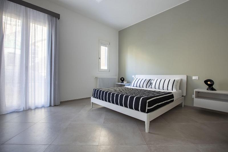 Le Cupole Suites Apartments image