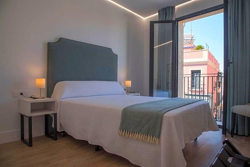 Gm Hotel image