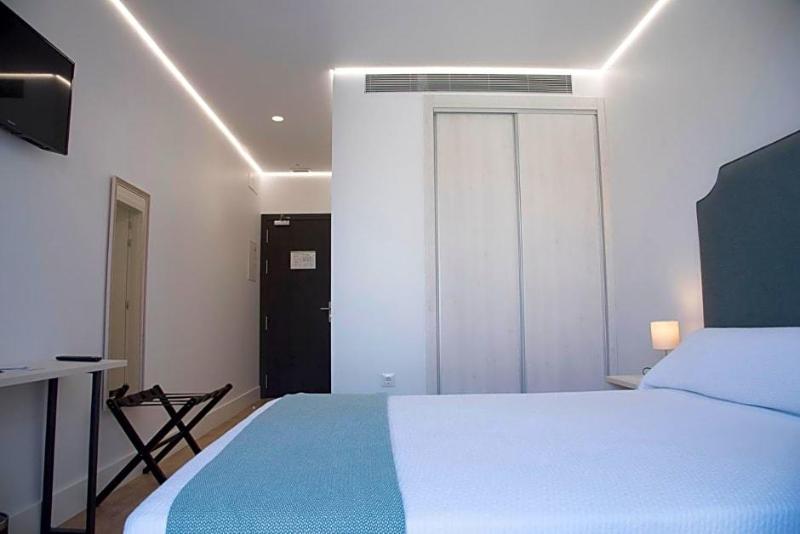 Gm Hotel image