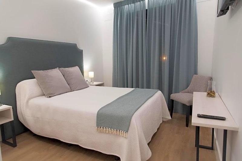 Gm Hotel image