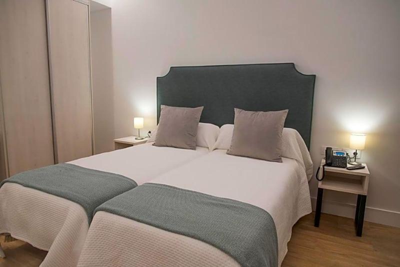Gm Hotel image