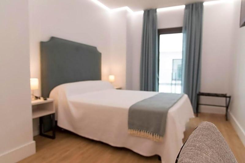 Gm Hotel image