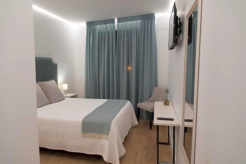 Gm Hotel image