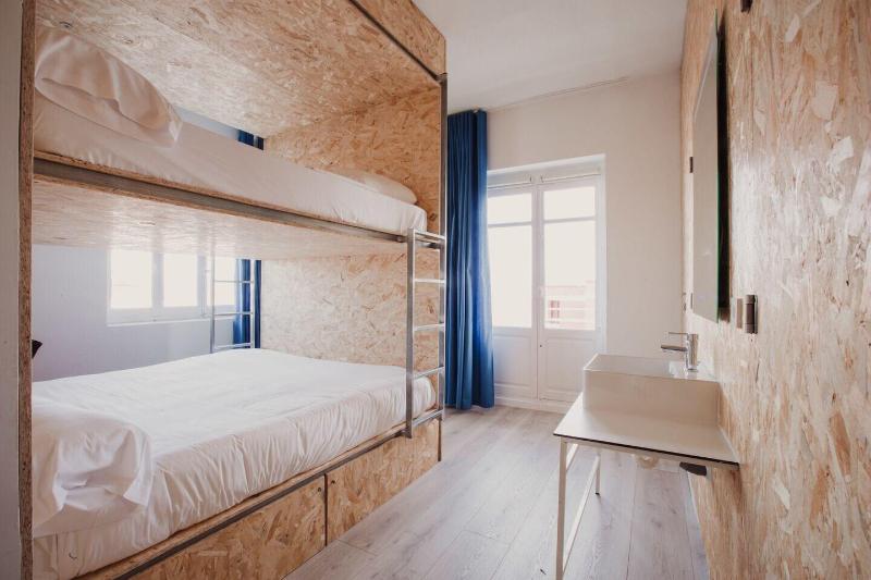 Subup Hostel image