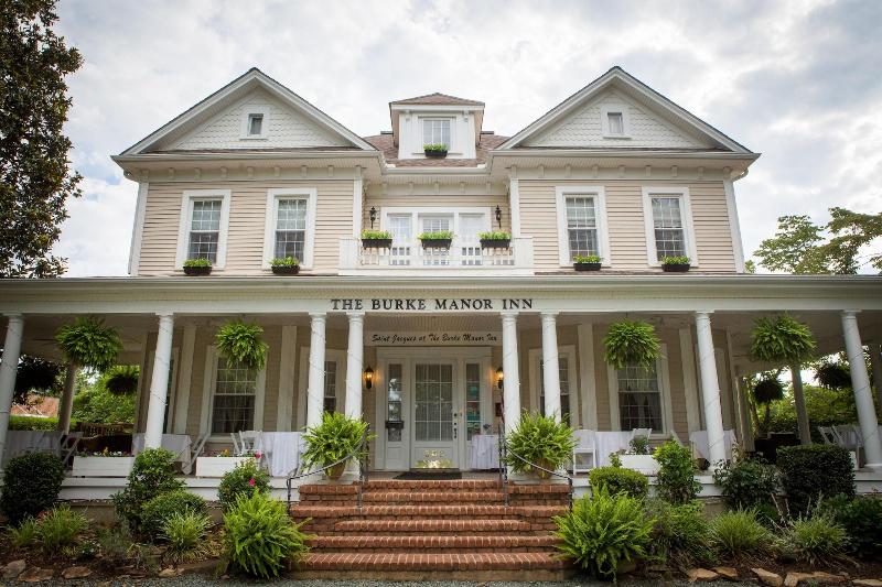 Burke Manor Inn Pavilion image