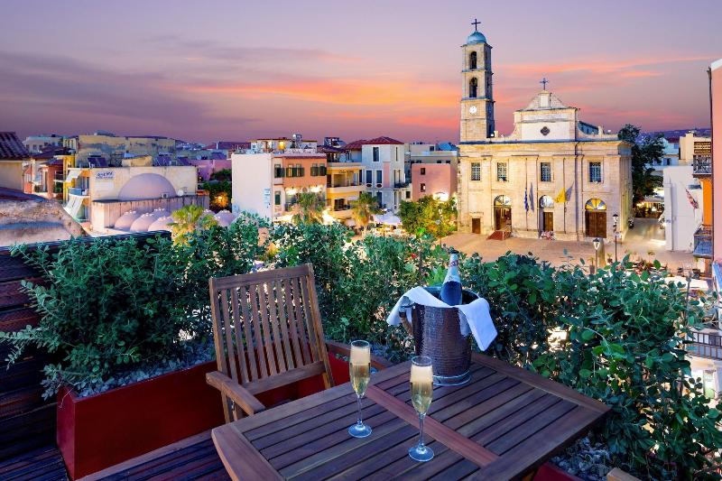 Vener Luxury Suites image