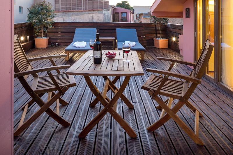 Vener Luxury Suites image