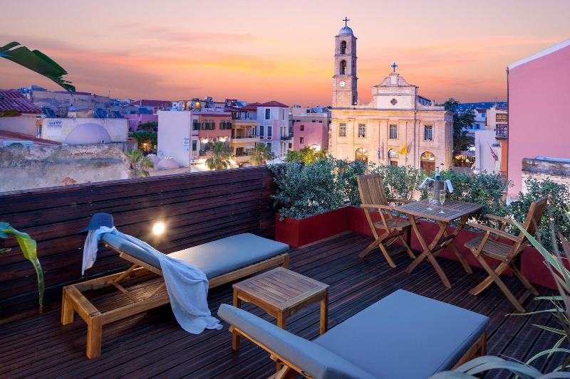 Vener Luxury Suites image