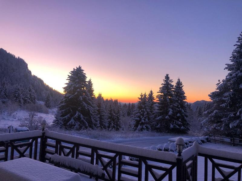 Oak Residence Hotel Relax image