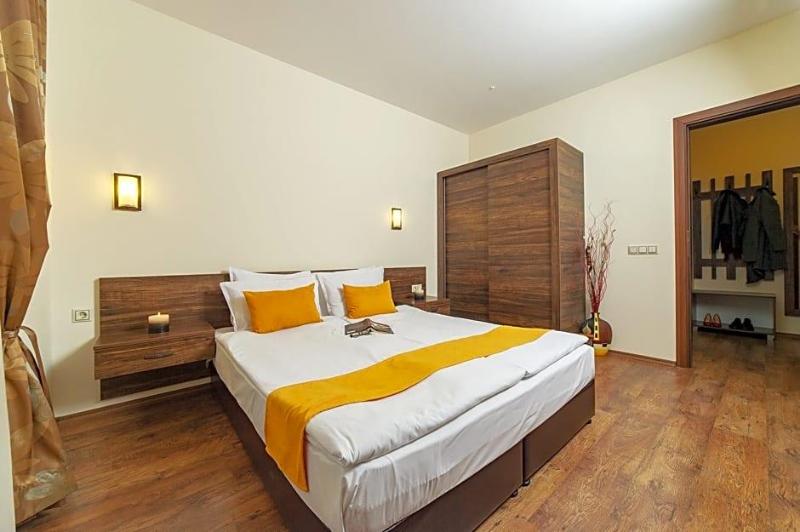 Oak Residence Hotel Relax image