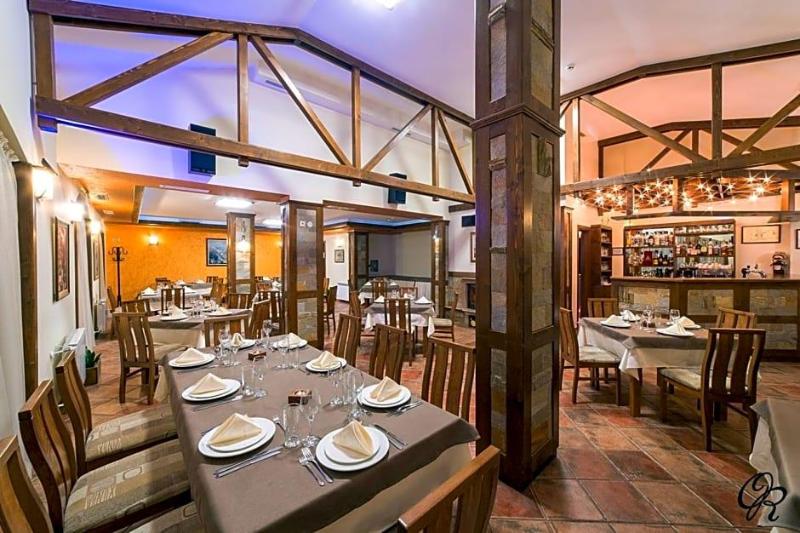 Oak Residence Hotel Relax image