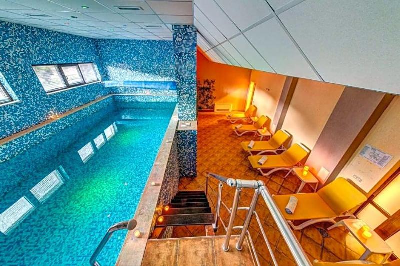 Oak Residence Hotel Relax image
