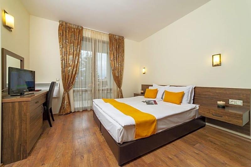 Oak Residence Hotel Relax image