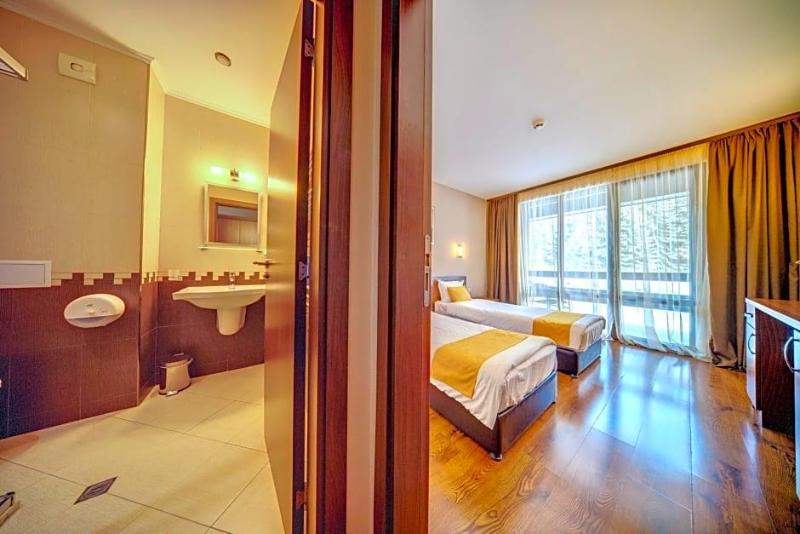Oak Residence Hotel Relax image
